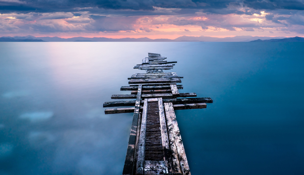 Jetty at sea.png